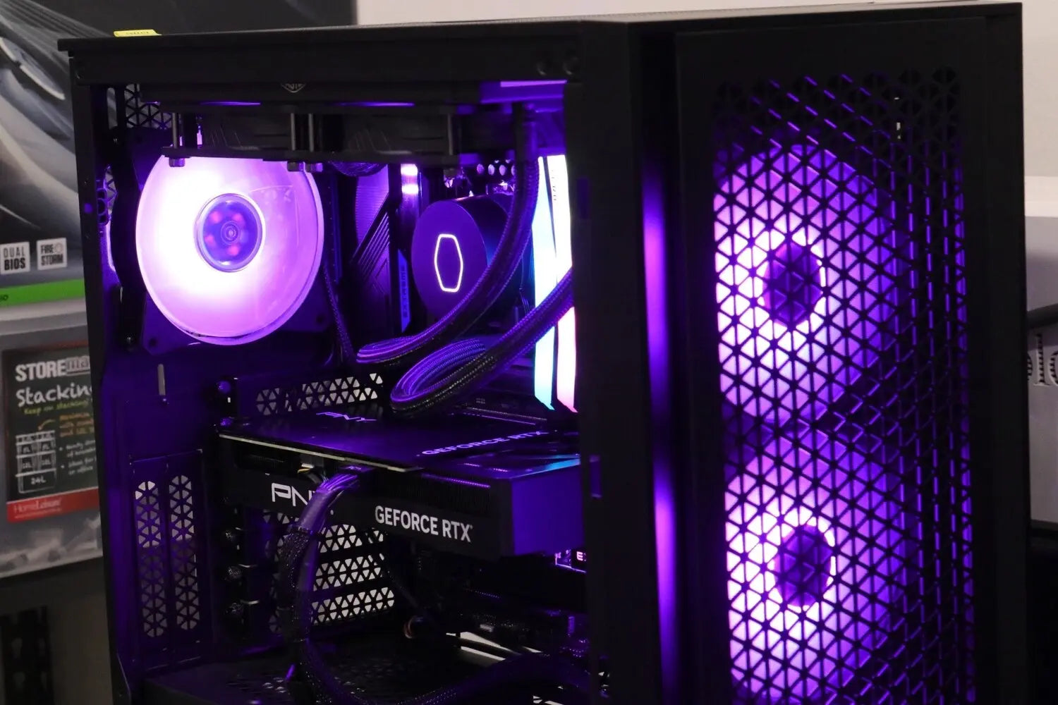 Aaron s Black 4000D Build Ultra 5 225F RTX 5060Ti Lakes Custom Aaron s black 4000d build ultra 5 225f rtx 5060ti lakes custom