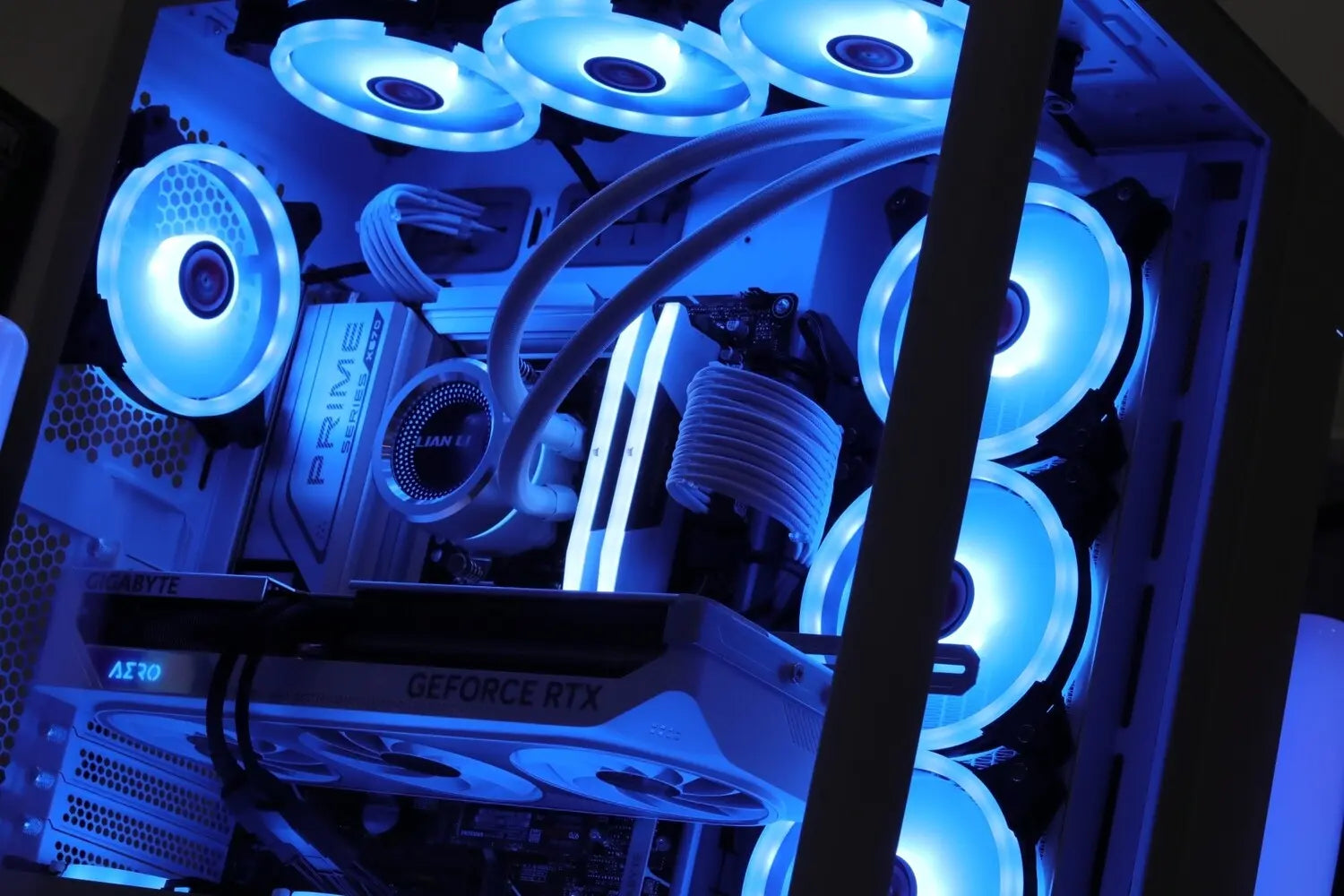 Linda's 7th Gen Ryzen Build (Ryzen 7 7700X + RTX 4070Ti) Lakes Custom Computers