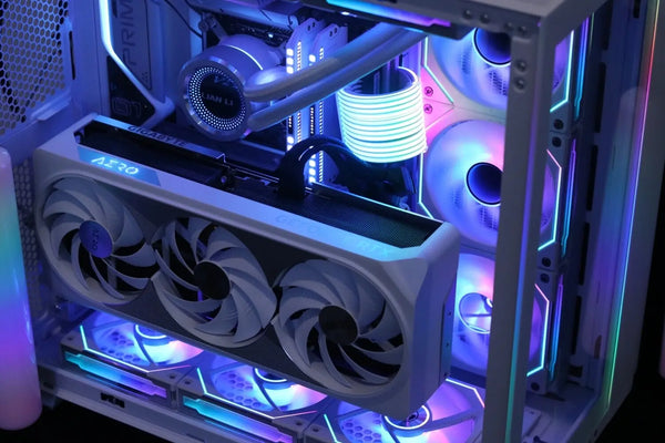 RIC 的 40 系列游戏装备 (i7 13700KF + RTX 4080) - Lakes Custom – Lakes Custom ...